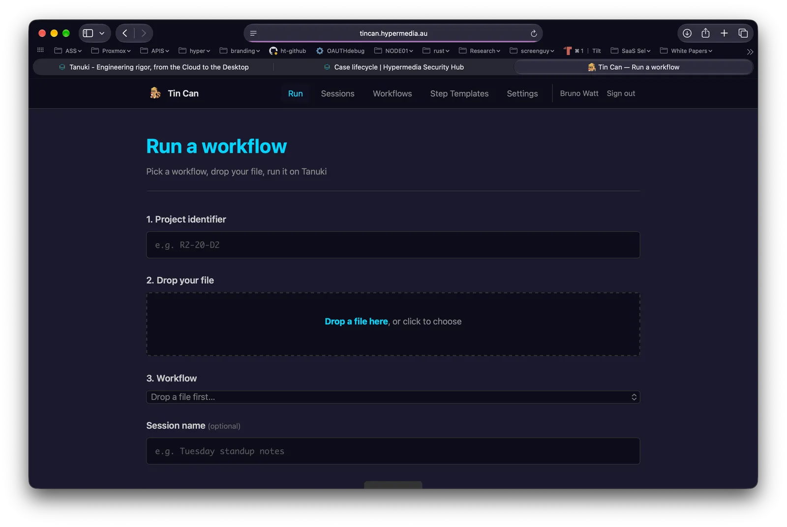 The Tin Can run page: project identifier, file drop zone, workflow picker and optional session name